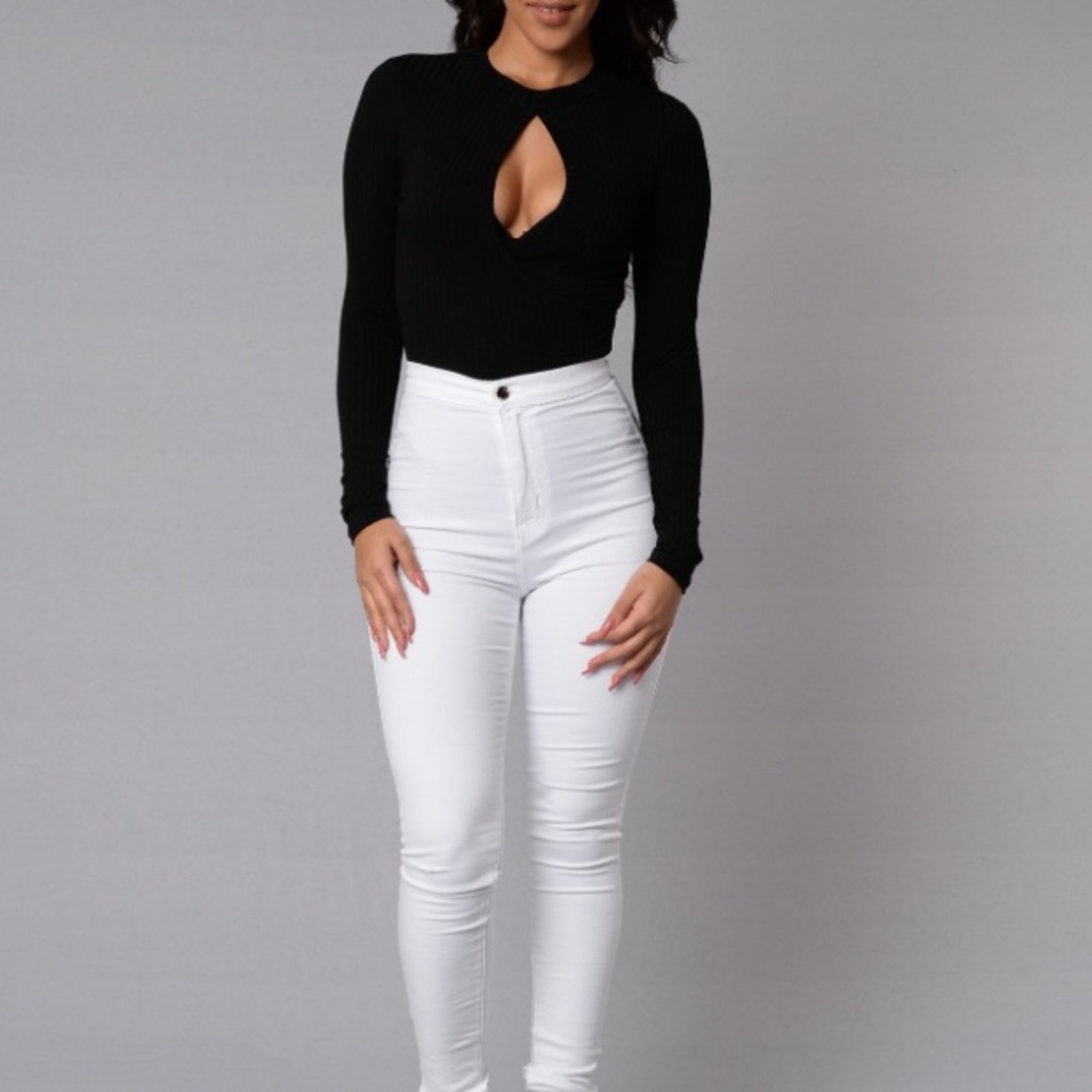 Black Keyhole Bodysuit